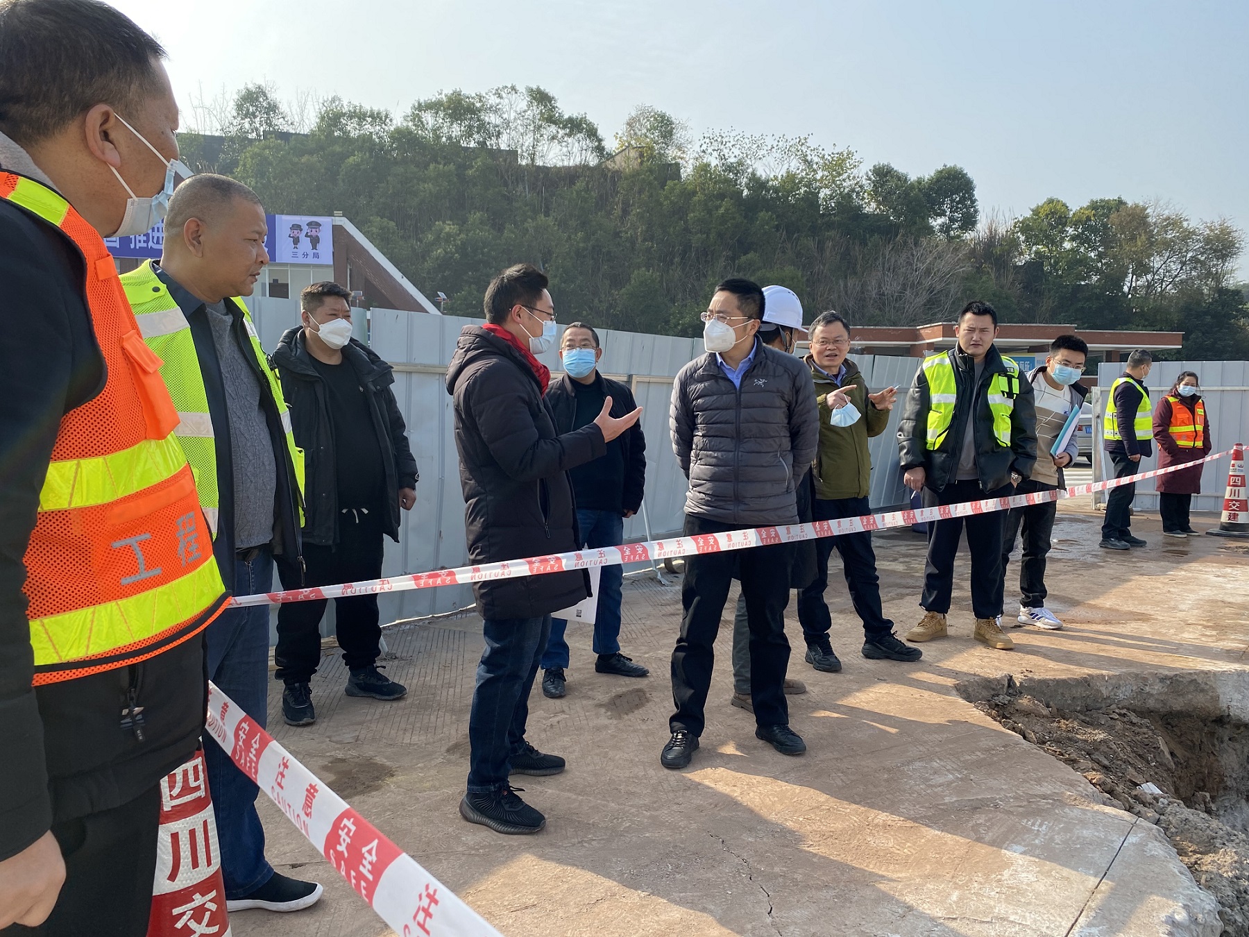 12.19+唐雁冰+公司检查成渝电走廊暨资中停车区换电站建设项目实施情况 12.19+唐雁冰+公司检查成渝电走廊暨资中停车区换电站建设项目实施情况