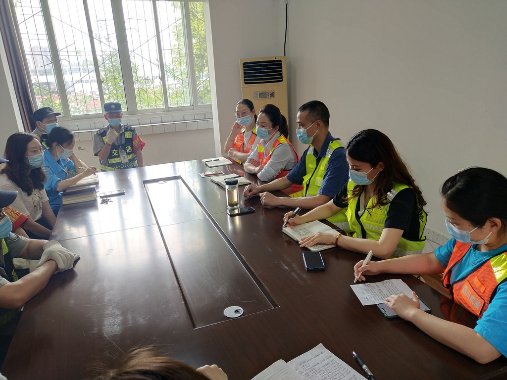 成渝高速内江管理处隆昌停车区召开端午节安全生产工作 成渝高速内江管理处隆昌停车区召开端午节安全生产工作