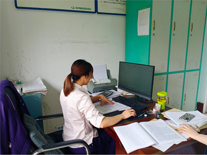 2022.6.6+成渝分公司+成渝高速椑木收费站强化票据管理工作+付朝德