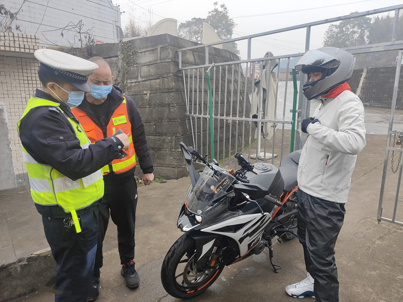 简讯：资阳管理处强化春运期间道路安全管控