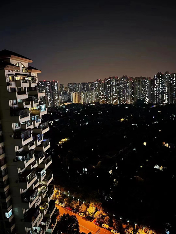 夜景——四川成渝高速公路股份有限公司成渝分公司陈鑫_副本