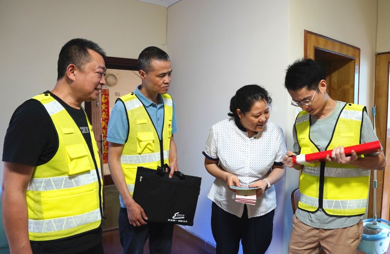 消防知识进家庭筑牢安全“防火墙”