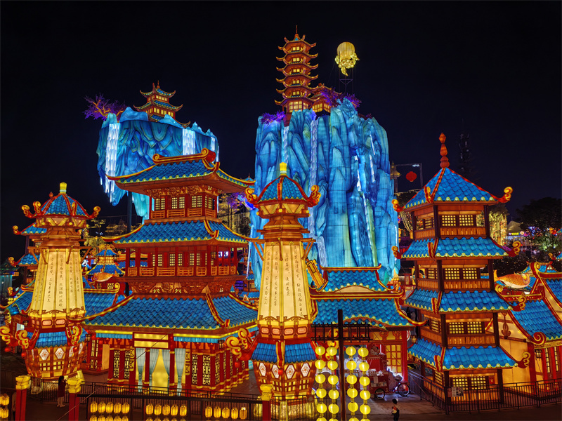 彩灯大世界+四川成渝高速公路股份有限公司成渝分公司资阳管理处+邓敏