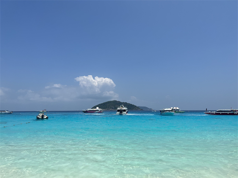 泰兰德海边+成都管理处+王琴