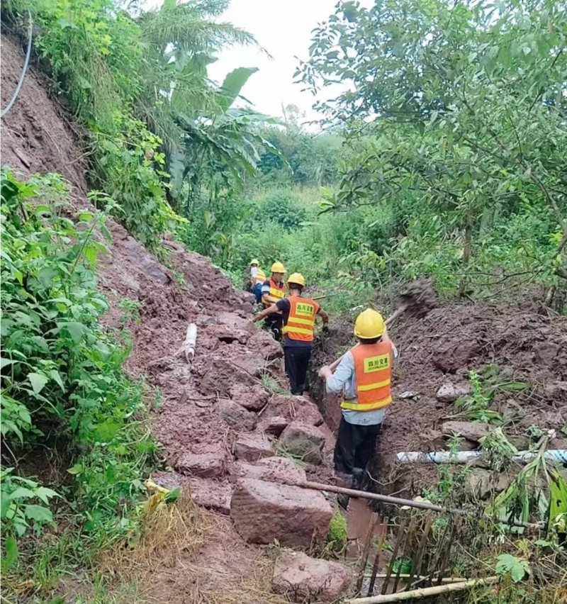 “汛”速出击 内江管理处全力开启雨后“修复模式”