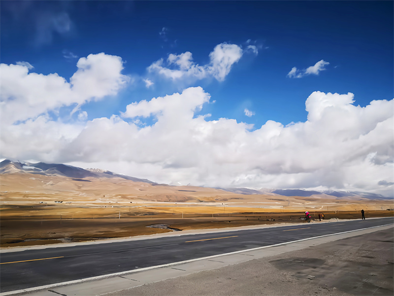 蓝天白云+内江管理处+吴嗣芳1